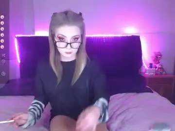 Chaturbate Adult Webcams of shysweetrish