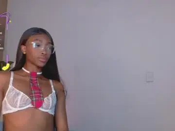 Chaturbate Free Porn Cam of ahvi_ebony