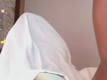 Chaturbate Free Live Porn of ahvi_ebony