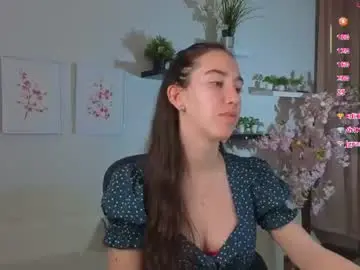 Chaturbate Live Sex Cam of belle_via