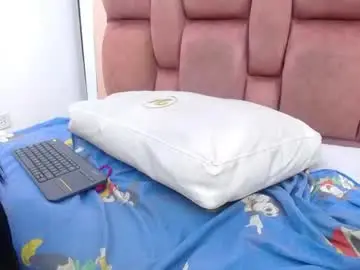 Chaturbate Nude Webcam of arianna_pearl