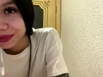 Chaturbate Adult Video Chat of alinareik