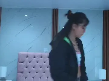 Chaturbate Live Porn of jenniiferrodriguez