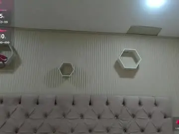 Chaturbate Watch Live Sex Cams of zarinawynne
