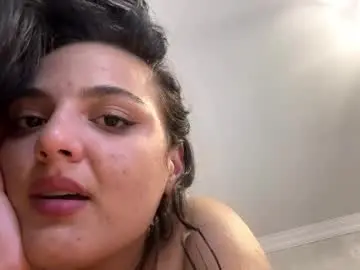 Chaturbate Adult Video Chat of tiameakin