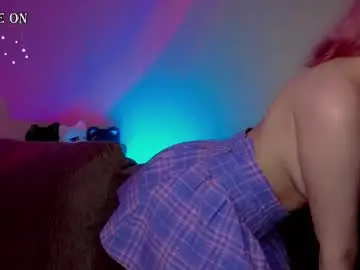 Chaturbate Adult Video Chat of kiss_me_kim