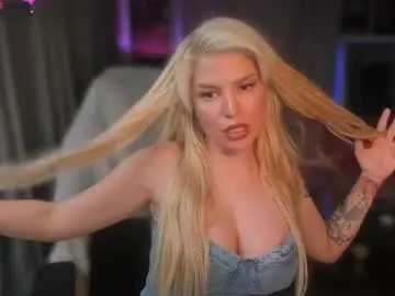 Chaturbate Adult Webcam of unicornsandboobs