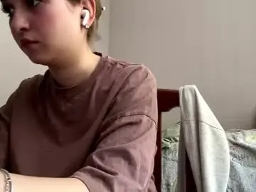 Chaturbate Live Sex Cam of mia_livy