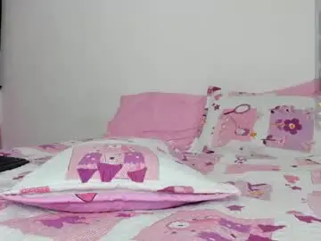 Chaturbate Free Live Porn of lolaredhonny