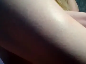 Chaturbate Live Sex of alidaalida2