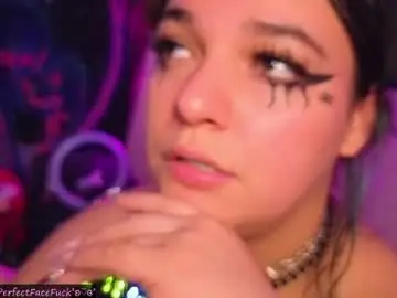 Chaturbate Live Sex Cam of booboosperfectfacefuck