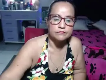 Chaturbate Sex Chat of pervert_mommy_x