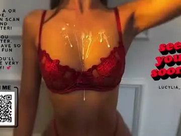 Chaturbate Free Live Porn of lucylia_