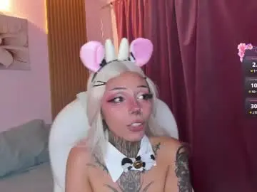 Chaturbate Live Sex Cam of korarousee