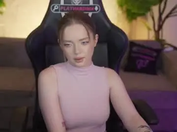 Chaturbate Nude Webcam of kira0541