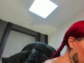 Chaturbate Live Sex Cam of _selene_red