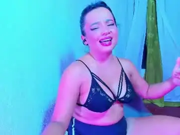 Chaturbate Live Porn of squirt_dirty_anal