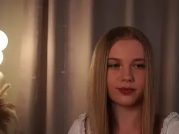 Chaturbate Watch Live Sex Cams of tayelin