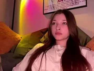 Chaturbate Live Sex Cam of lakiaeskuchen