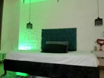 Chaturbate Best live sex cam show of tara_dl