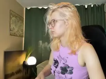 Chaturbate Watch Live Sex Cams of lily_spark_