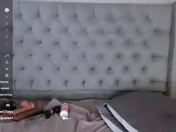 Chaturbate Live Sex of alexamora__