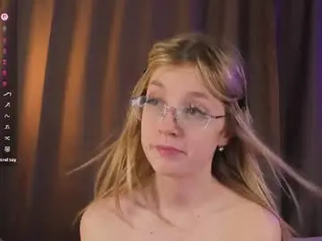 Chaturbate Live Sex Cam of marikomuhlhauser