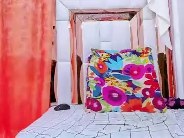 Chaturbate Live Porn of naomi_curvy69