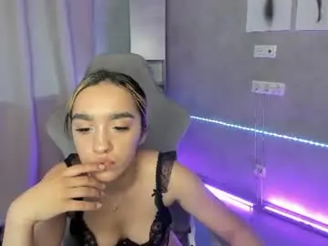 Chaturbate Free Porn Cam of barbara_rogers
