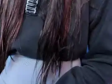 Chaturbate Sex Cam of charlotte_whitee1