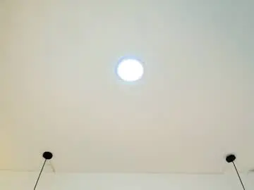 Chaturbate Live Sex Cam of sarablonde_t