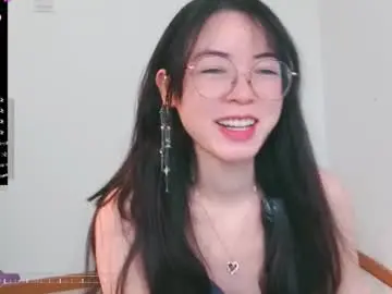 Chaturbate Live Porn of happyluckyrose