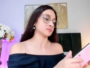 Chaturbate Live Sex Cam of andracyruss