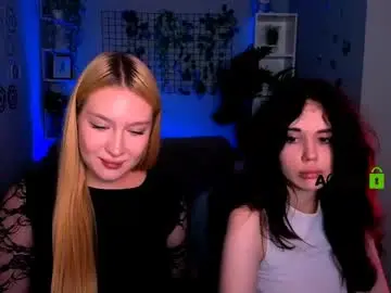 Chaturbate Live Porn of playful_sophie