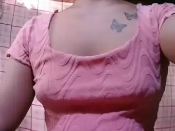 Chaturbate Watch Live Sex Cams of pinay_janella10