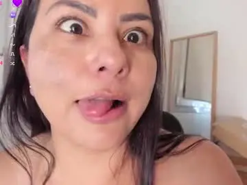 Chaturbate Free Porn Cam of cailyn_hot
