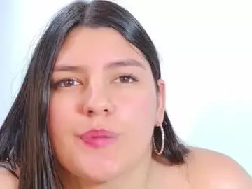 Chaturbate Best live sex cam show of emagrey1