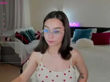 Chaturbate Watch Live Sex Cams of andreajohnsons