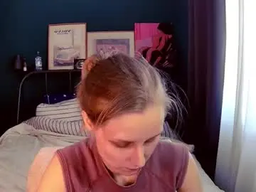Chaturbate Live Sex Cam of valorant_baby