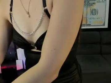 Chaturbate Watch Live Sex Cams of lucianamoreau_