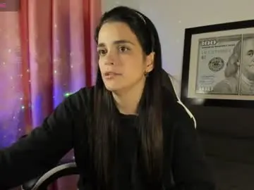 Chaturbate Sex Cam of lucianamoreau_