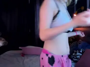 Chaturbate Watch Live Sex Cams of ameliia_backer