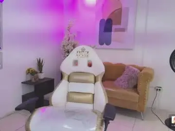 Chaturbate Nude Webcam of baby_curlyy