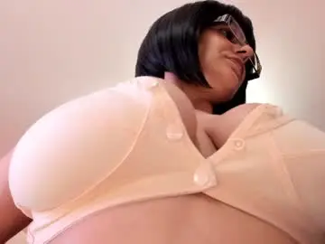 Chaturbate Live Sex Cam of superioralphacouple