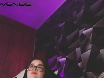 Chaturbate Adult Video Chat of carolina_lee12