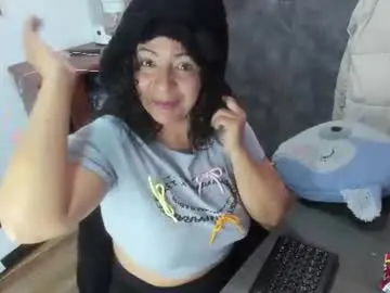 Chaturbate Live Sex Cam of natasha_fox_bms
