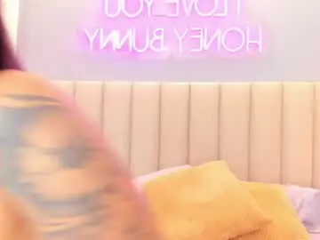 Chaturbate Free Live Porn of leamonroe__