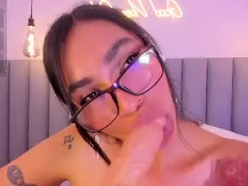 Chaturbate Live Porn of leamonroe__