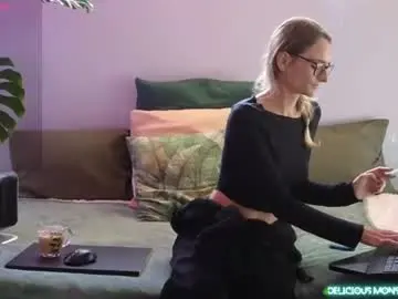Chaturbate Free Live Porn of deliciousmonster30
