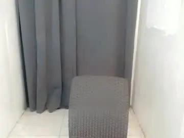 Chaturbate Adult Video Chat of lhara_cumming